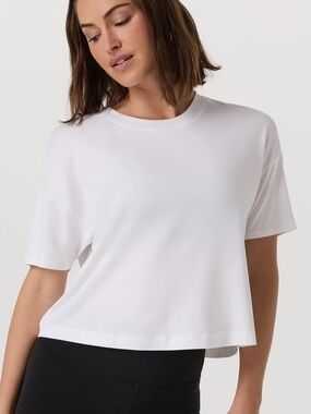 NWT Vuori Energy Tee